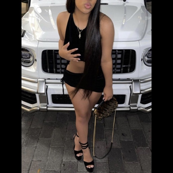 Sexy Velvet 2pc New York Crop Halter Open Back Top & Ruched Drawstring Skirt Set - Picture 2 of 9